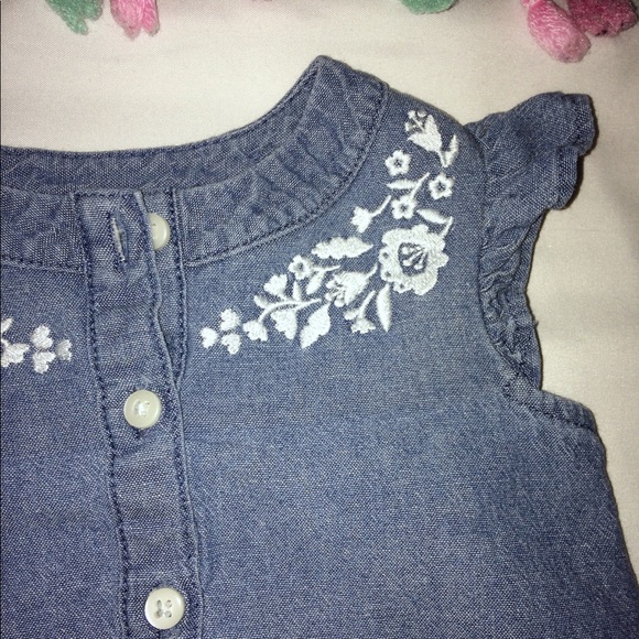 Chambray Baby Outfit -3M Carter’s - Picture 2 of 4